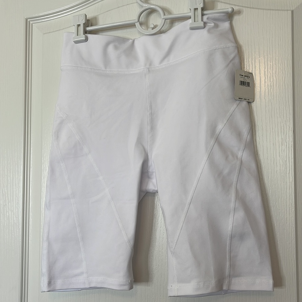 Free People Movement White Biker Baby Shorts Medium NWT - Picture 5 of 14